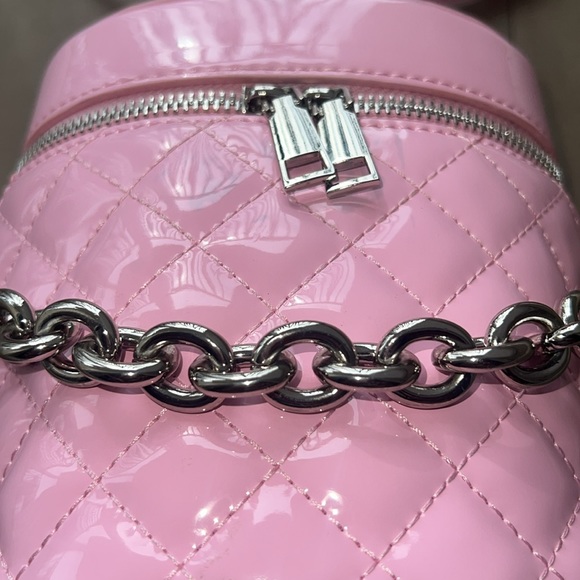 Madden NYC Women's Pink Canteen Handbag with Chain Accent - Picture 5 of 10